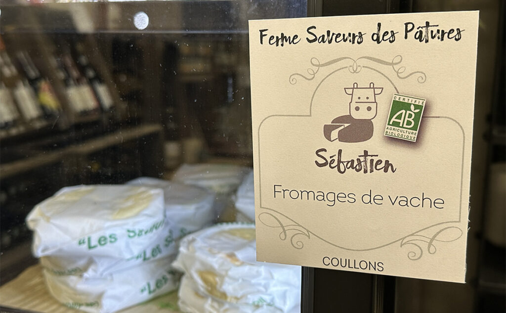 Étiquette mettant en valeur nos producteurs locaux dans l'épicerie